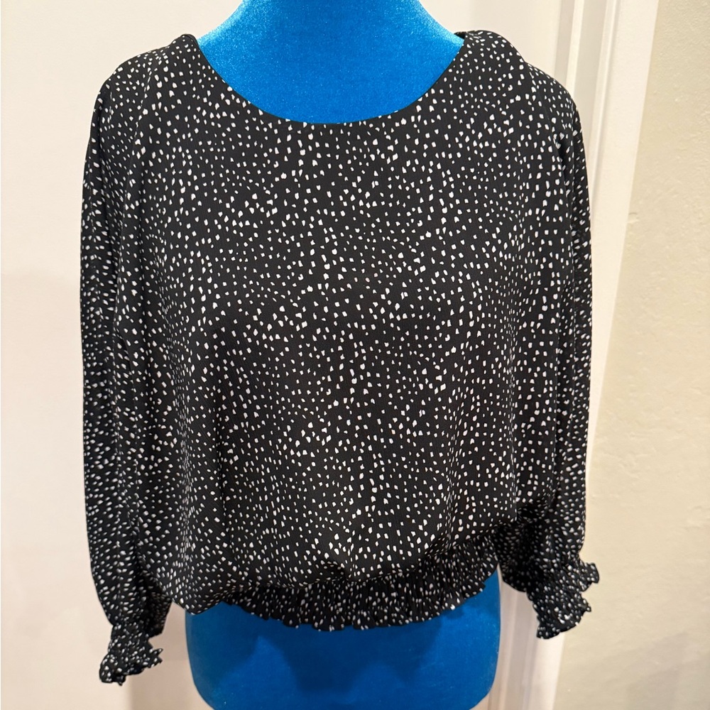 Vince Camuto Black and White Speckled Blouse